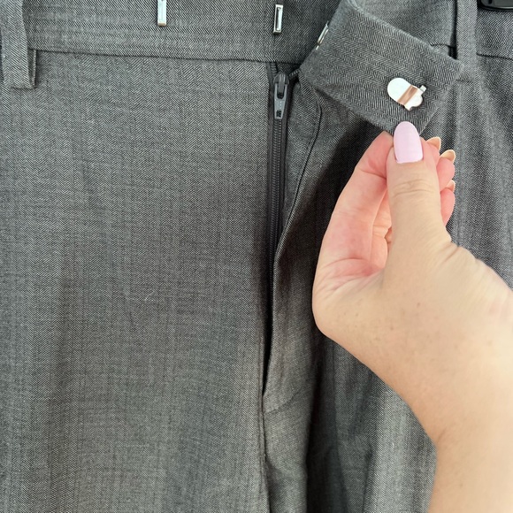 Louis Raphael men’s dress pants. Size 38 x 32 - Picture 6 of 9